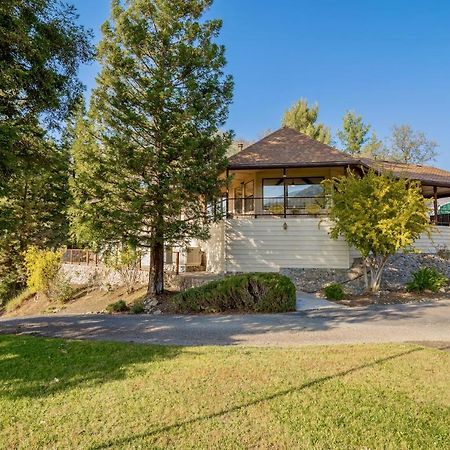 Secluded Mtn Top Family Haven W/Views Spa & Arcade Three Rivers Zewnętrze zdjęcie