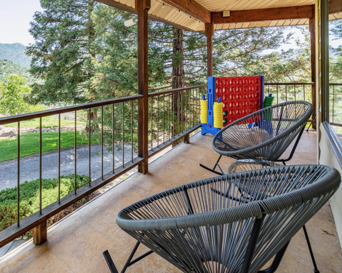 Secluded Mtn Top Family Haven W/Views Spa & Arcade Three Rivers Zewnętrze zdjęcie